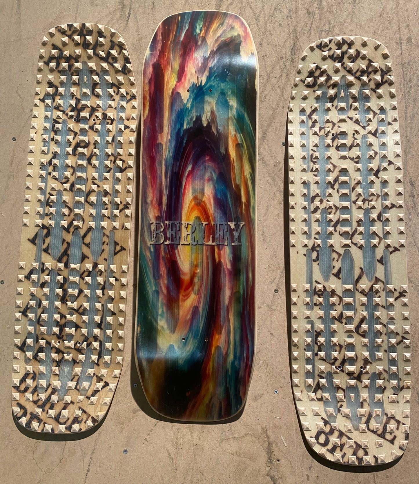 Canadian WINTER skate deck with Hollowtech + PyramidGrip! *FREE SHIPPING CANADA & USA *